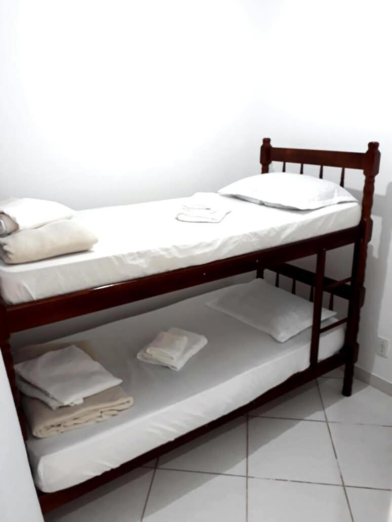 Apartamento Espacoso Localizado No Centro De Ангра-дус-Рейс Экстерьер фото