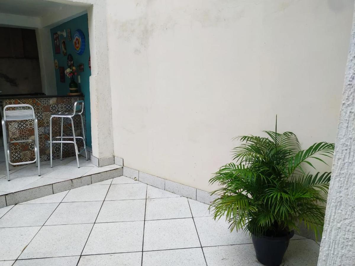 Apartamento Espacoso Localizado No Centro De Ангра-дус-Рейс Экстерьер фото
